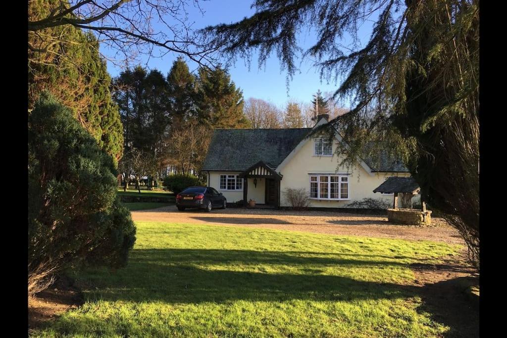 Brownhills Villa Eaton  Екстериор снимка